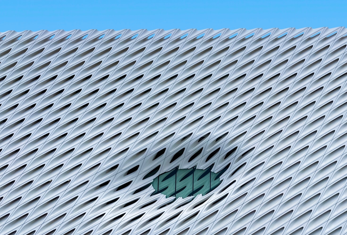 How Bright Colors Define Yannick’s Creative Journey